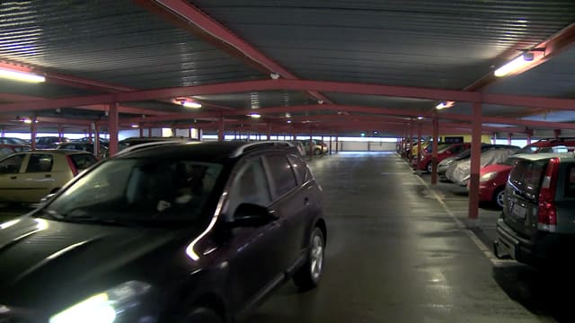 Garage med akustisk- eller IR-detektering